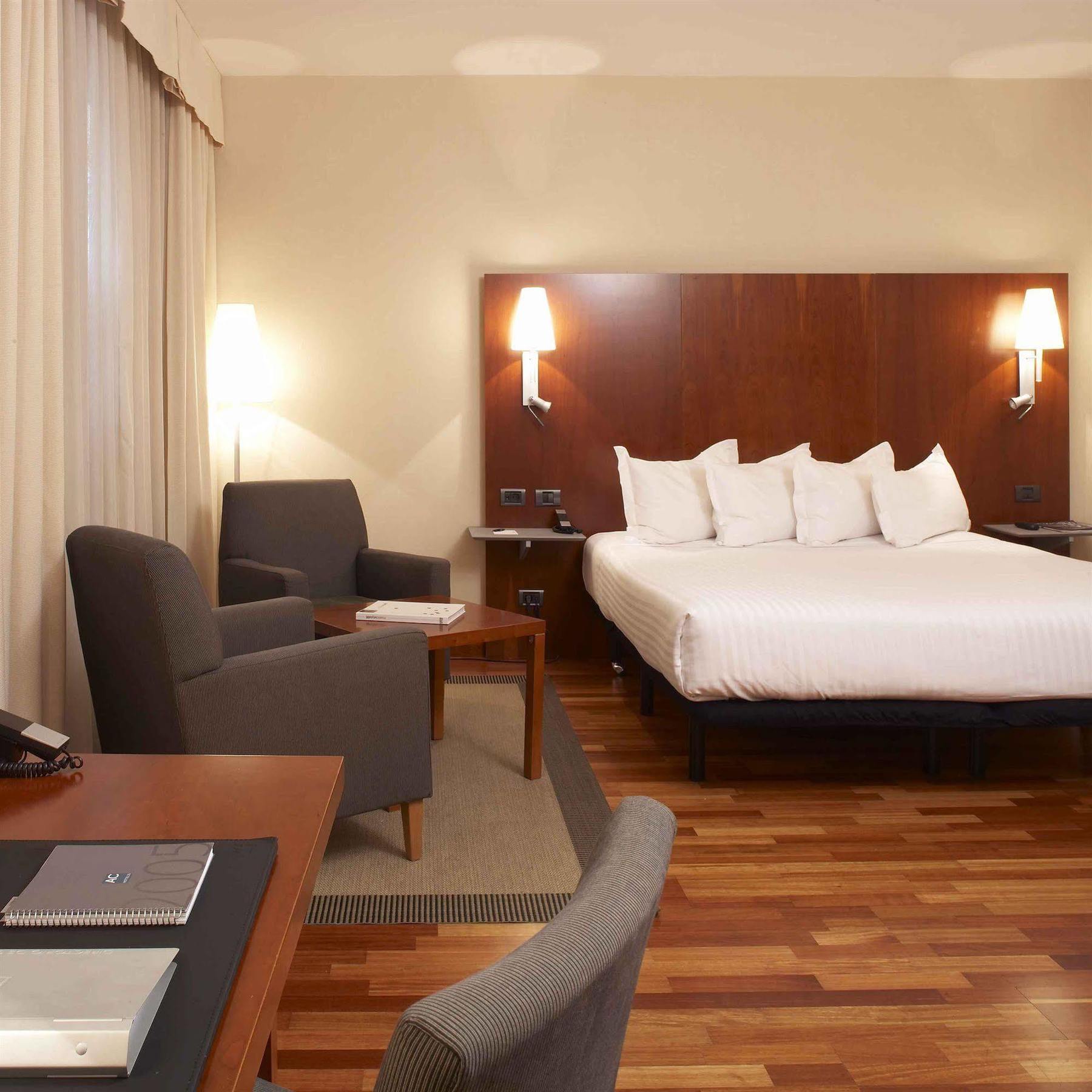 Ac Hotel Alcala De Henares By Marriott Exterior photo